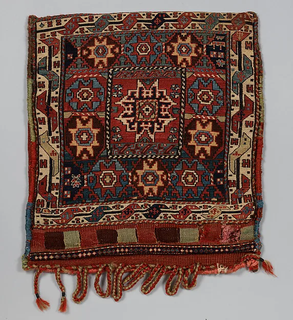 Face from Half of Double Saddle Bag (Khorjin) — تصویر رکورد موزهٔ متروپولیتن (دسترسی آزاد)