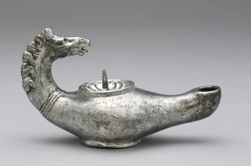 Lamp — تصویر رکورد موزهٔ هنر کلیولند (دسترسی آزاد)