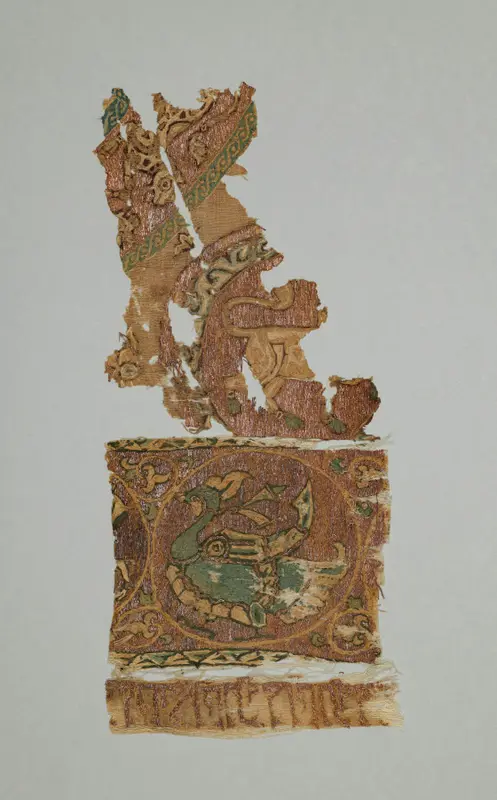 Embroidered border and field of animals in large roundels — تصویر رکورد موزهٔ هنر کلیولند (دسترسی آزاد)