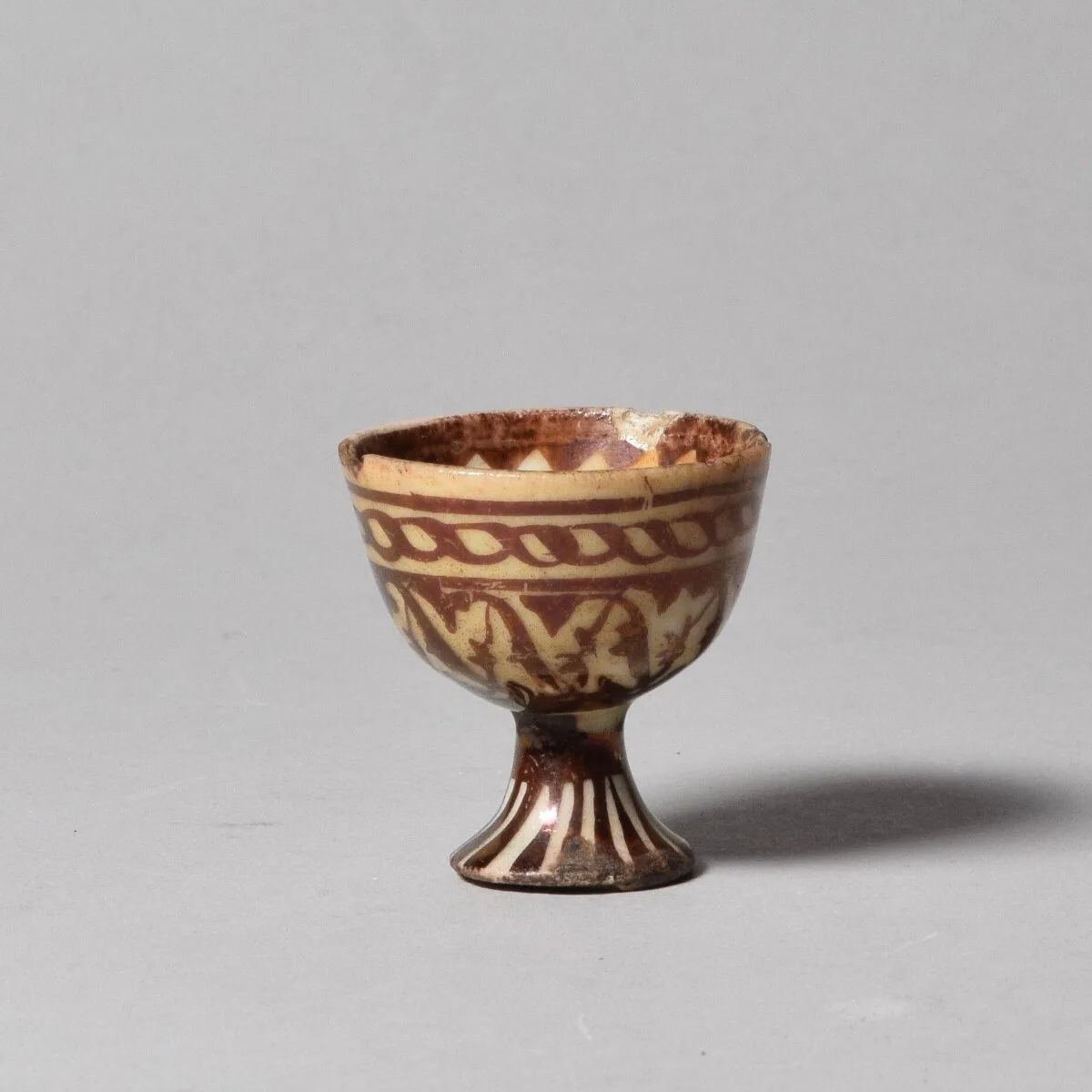 Cup — تصویر رکورد موزهٔ ویکتوریا و آلبرت