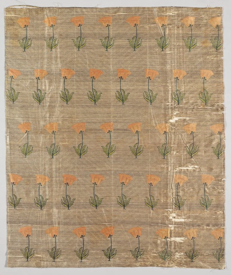 Textile with field of poppies on a golden ground — تصویر رکورد موزهٔ هنر کلیولند (دسترسی آزاد)