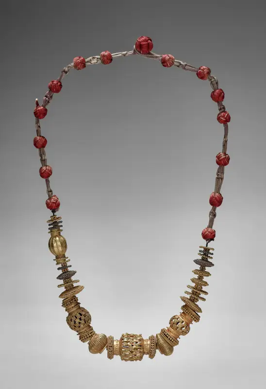 Necklace — تصویر رکورد موزهٔ هنر کلیولند (دسترسی آزاد)