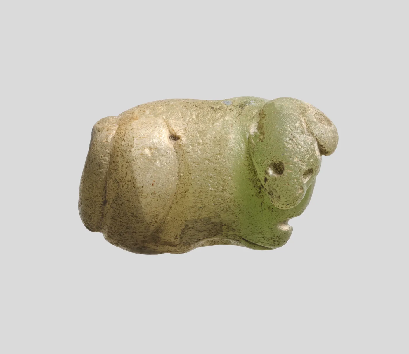 Seal amulet in the form of a recumbent bovid — تصویر رکورد موزهٔ متروپولیتن (دسترسی آزاد)