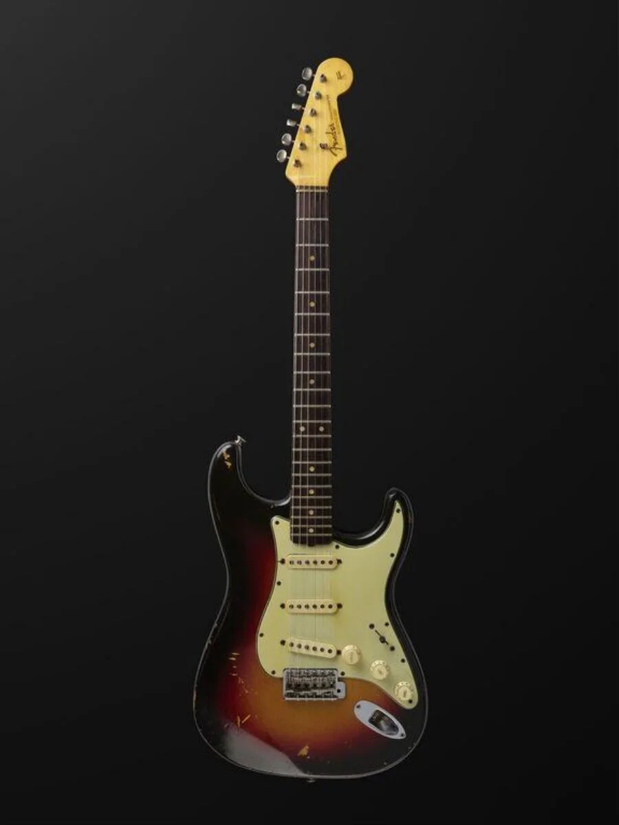 Guitar — تصویر رکورد موزهٔ ویکتوریا و آلبرت