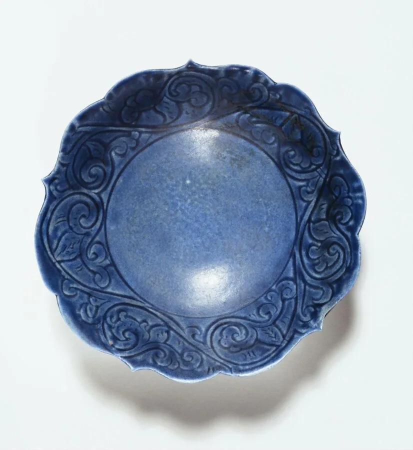 Bowl — تصویر رکورد موزهٔ ویکتوریا و آلبرت