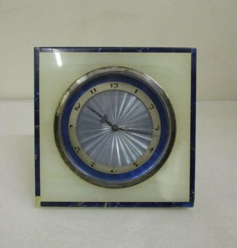 Clock — تصویر رکورد موزهٔ ویکتوریا و آلبرت — شمارهٔ رکورد M.95-1987