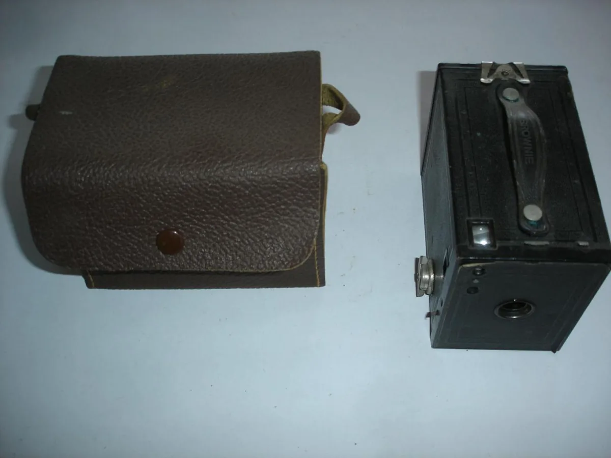 Fotoapparat  "BROWNIE No 2“ — تصویر رکورد یوروپیانا