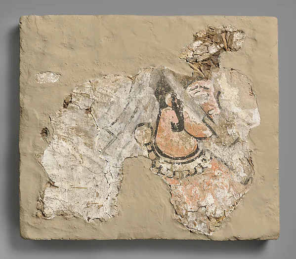 Fragment of wall painting: female with a mouth cover (padam) — تصویر رکورد موزهٔ متروپولیتن (دسترسی آزاد)