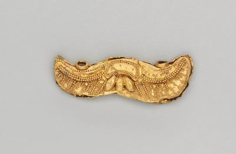 Set of Pendants Ending in a Bull's Head — تصویر رکورد موزهٔ هنر کلیولند (دسترسی آزاد) — شمارهٔ رکورد 1973.53.e