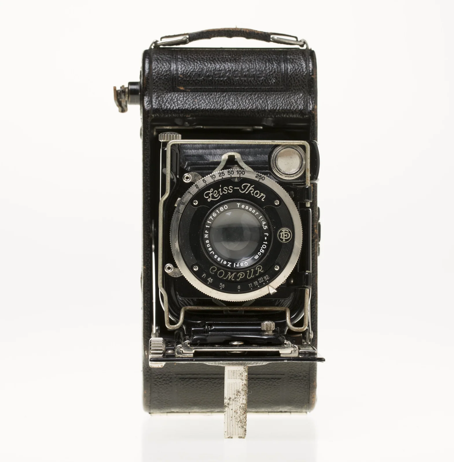 دوربین عکاسی - Zeiss Ikon Icarette، درسدن، آلمان، حدود ۱۹۲۹-۱۹۳۱ — عکس رکورد موزههای ویکتوریا (استرالیا)