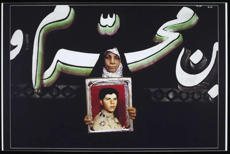 Photograph: Mothers of Martyrs — تصویر رکورد موزهٔ ویکتوریا و آلبرت