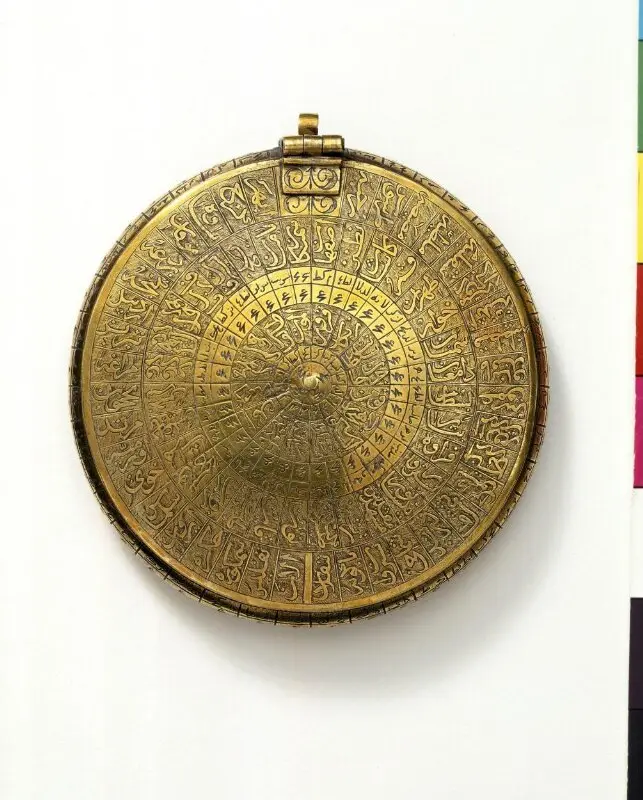 Compass — تصویر رکورد موزهٔ ویکتوریا و آلبرت