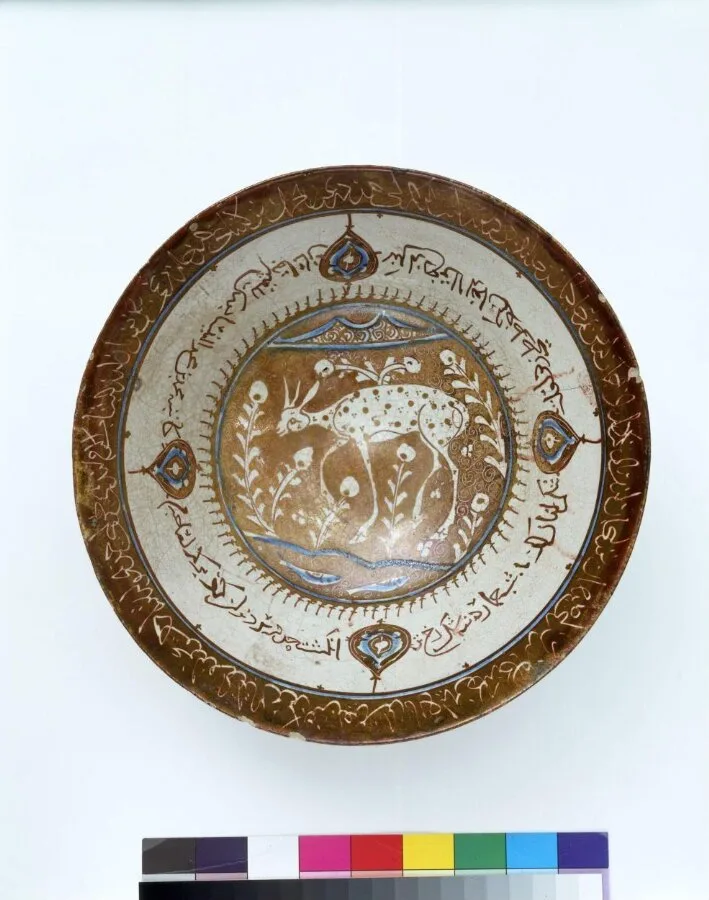 Bowl — تصویر رکورد موزهٔ ویکتوریا و آلبرت