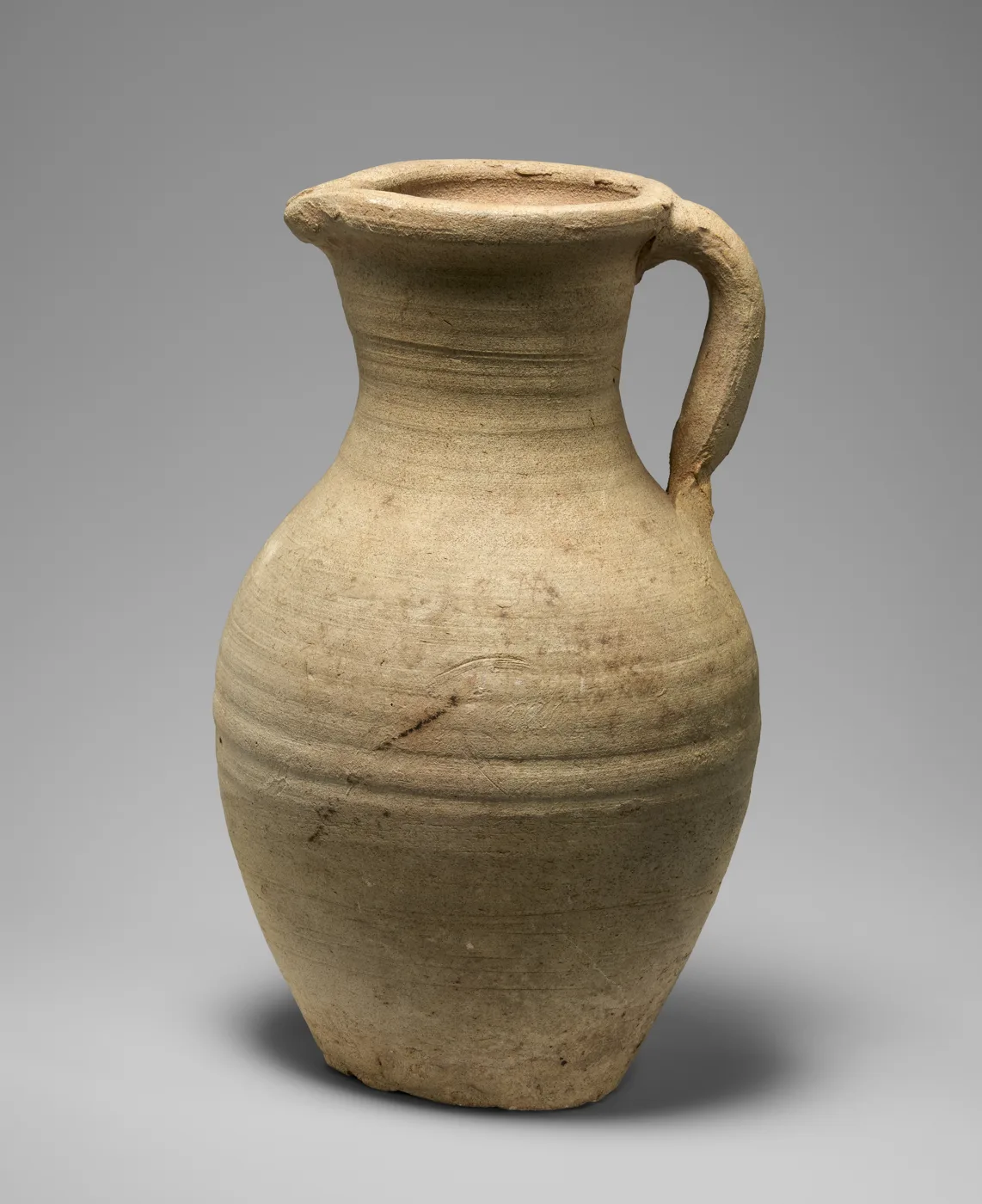Jug — تصویر رکورد موزهٔ متروپولیتن (دسترسی آزاد)