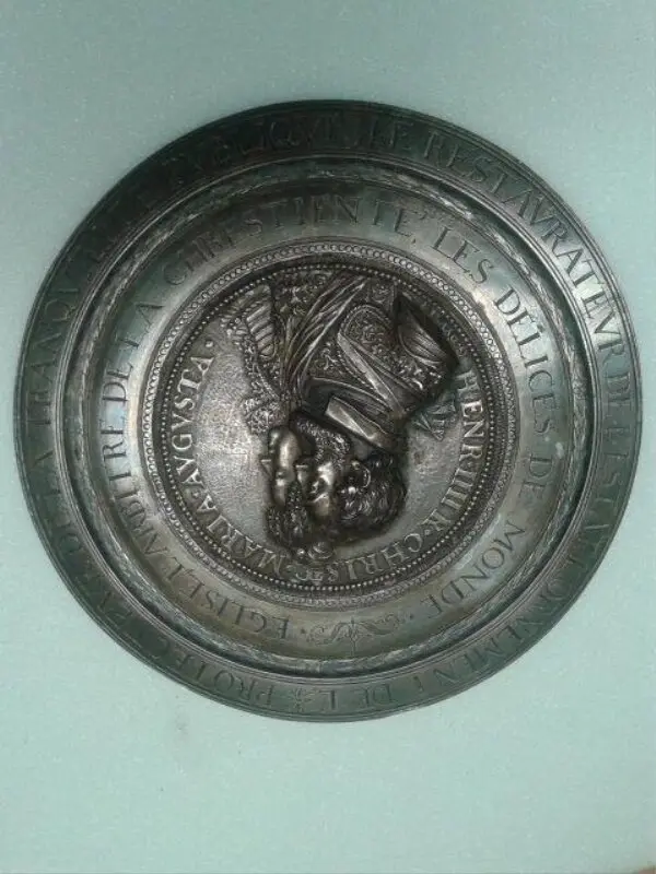 Medal: Henri IV of France and Marie de Medici — تصویر رکورد موزهٔ ویکتوریا و آلبرت