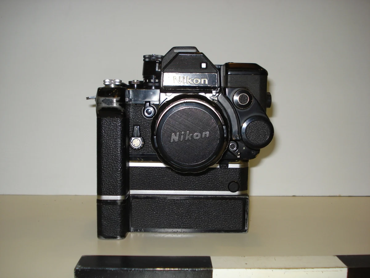 NIKON F2S Camera — تصویر رکورد یوروپیانا