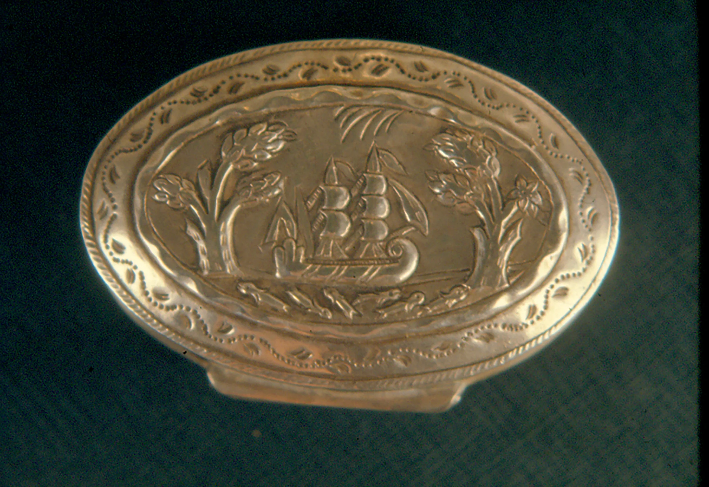 Silver snuff box — تصویر رکورد یوروپیانا