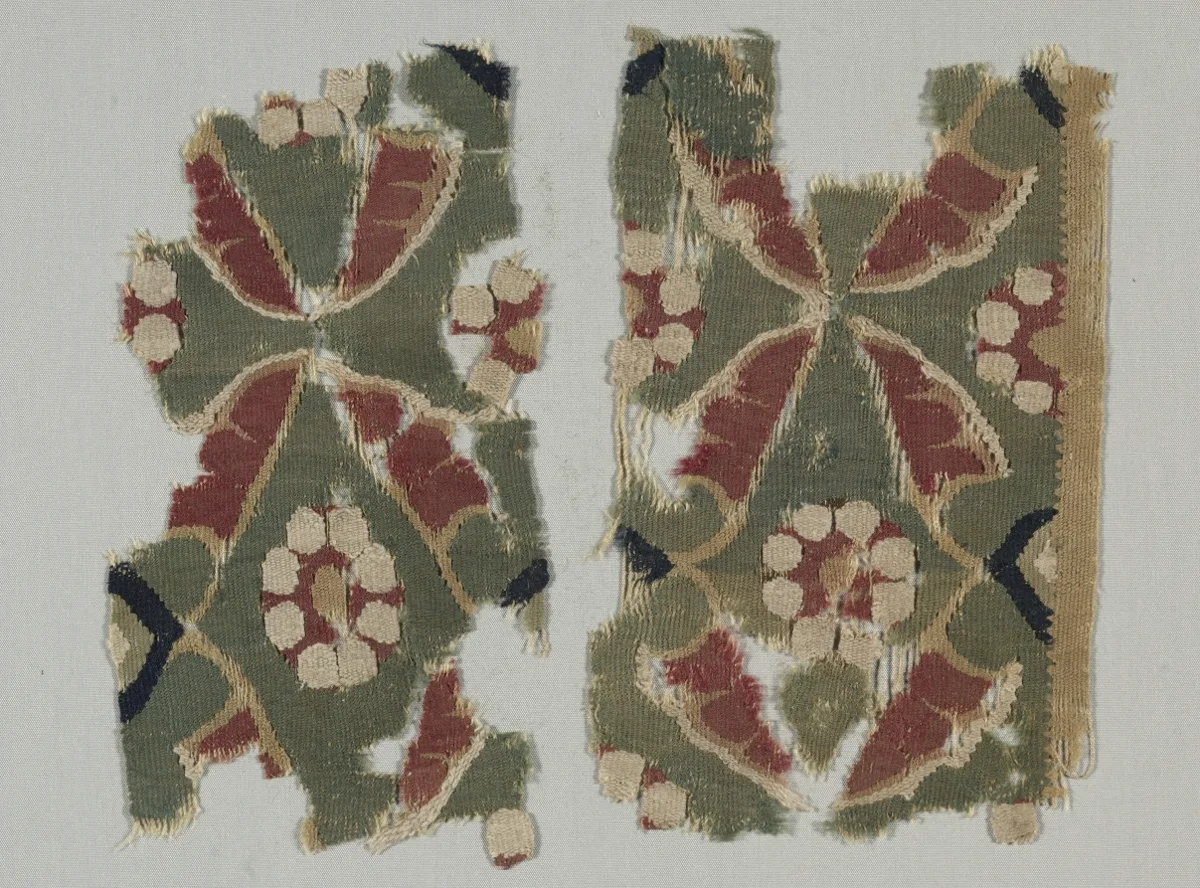 Fragment from a Large Hanging — تصویر رکورد موزهٔ هنر کلیولند (دسترسی آزاد)