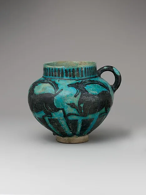 Cup with Running Ibexes — تصویر رکورد موزهٔ متروپولیتن (دسترسی آزاد)