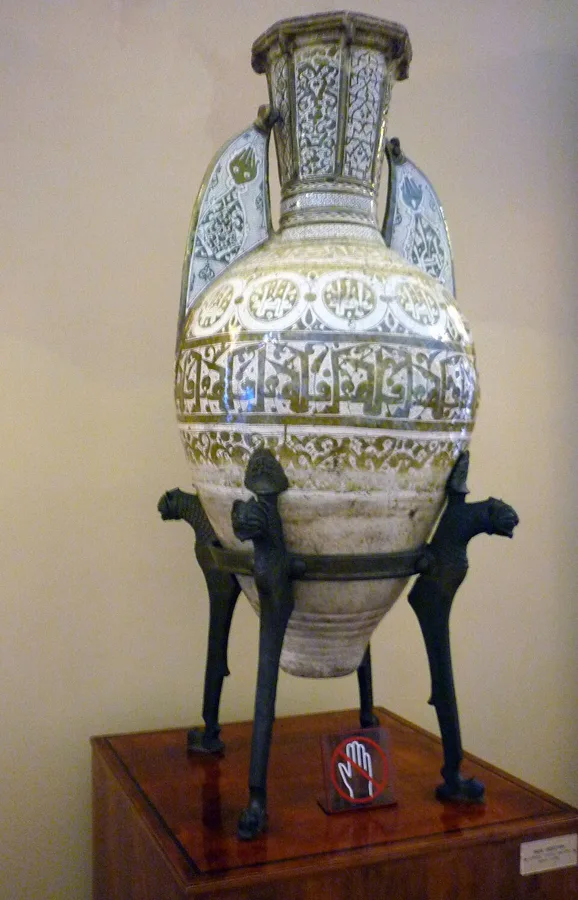 Fortuny Vase — تصویر رکورد ویکیداده