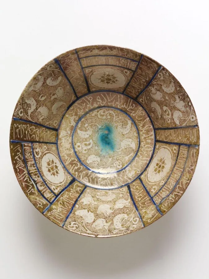 Bowl — تصویر رکورد موزهٔ ویکتوریا و آلبرت