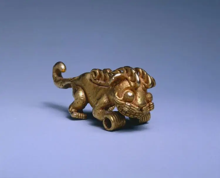 Feline Pendant — تصویر رکورد موزهٔ هنر کلیولند (دسترسی آزاد)