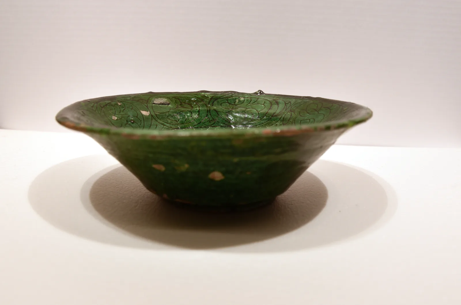Bowl — تصویر رکورد موزهٔ متروپولیتن (دسترسی آزاد)