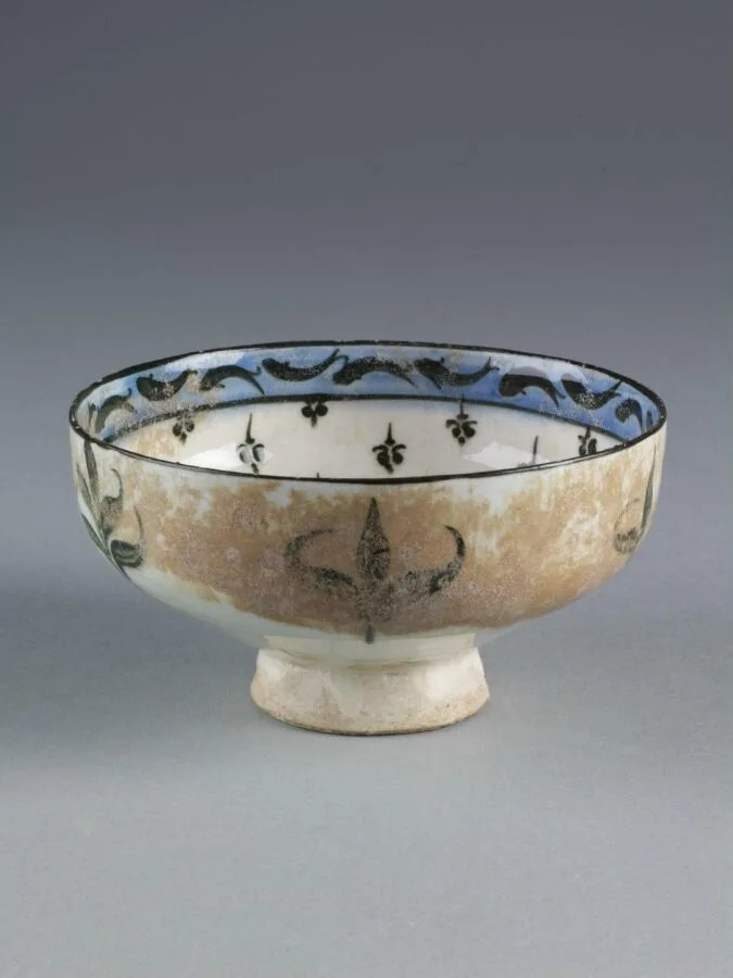 Bowl — تصویر رکورد موزهٔ ویکتوریا و آلبرت