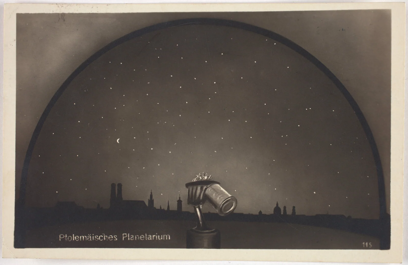کارت‌پستال - «Ptolemaisches Planetarium»، کارل مافلر، ۱۹۲۶ — عکس رکورد موزه‌های ویکتوریا (استرالیا)