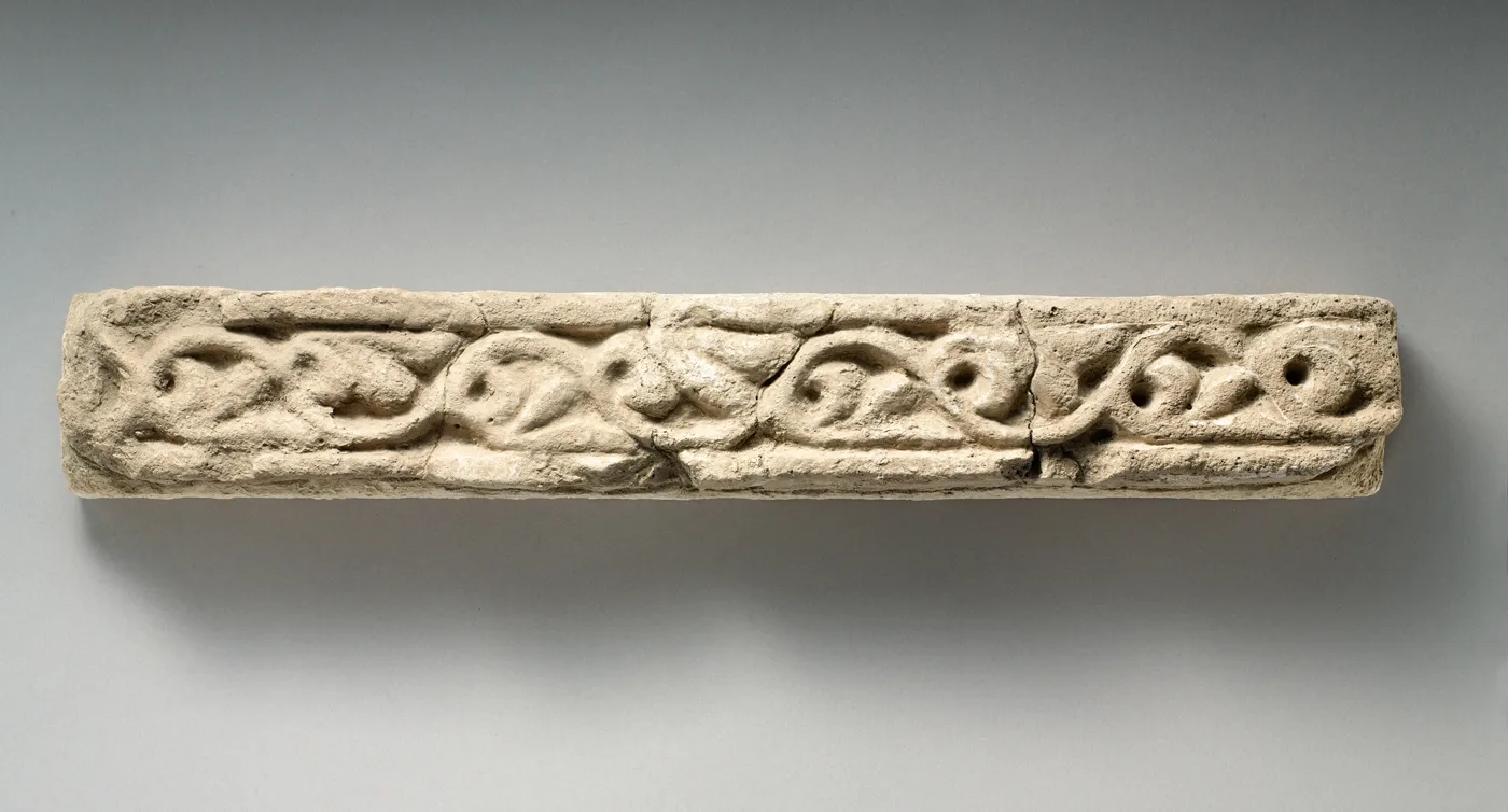 Wall decoration with vegetal design — تصویر رکورد موزهٔ متروپولیتن (دسترسی آزاد)