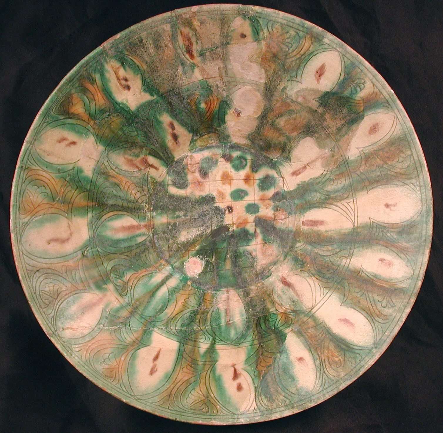 Bowl — تصویر رکورد موزهٔ متروپولیتن (دسترسی آزاد)