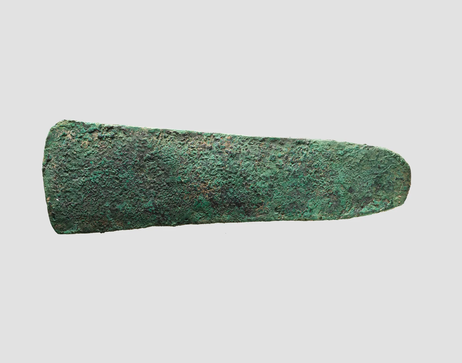 Axe head — تصویر رکورد موزهٔ متروپولیتن (دسترسی آزاد)