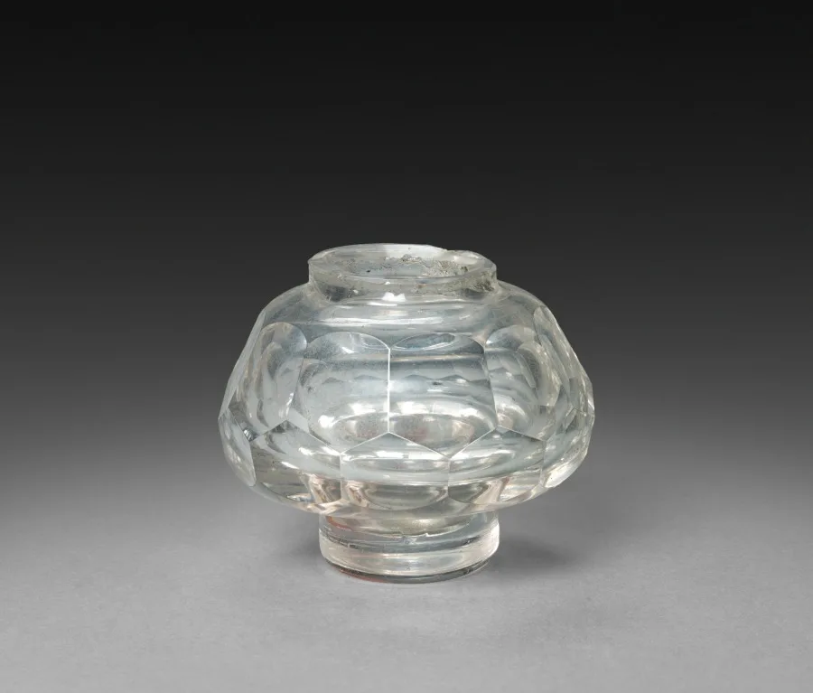 Inkwell (bottle) — تصویر رکورد موزهٔ هنر کلیولند (دسترسی آزاد) — شمارهٔ رکورد 1961.172.3.a