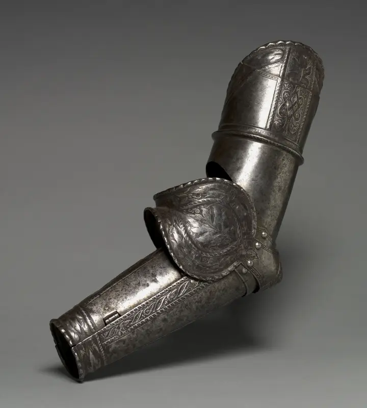 Left Arm Elements from a Boy's Armor (Lower Cannon, Couter, Rerebrace) — تصویر رکورد موزهٔ هنر کلیولند (دسترسی آزاد)