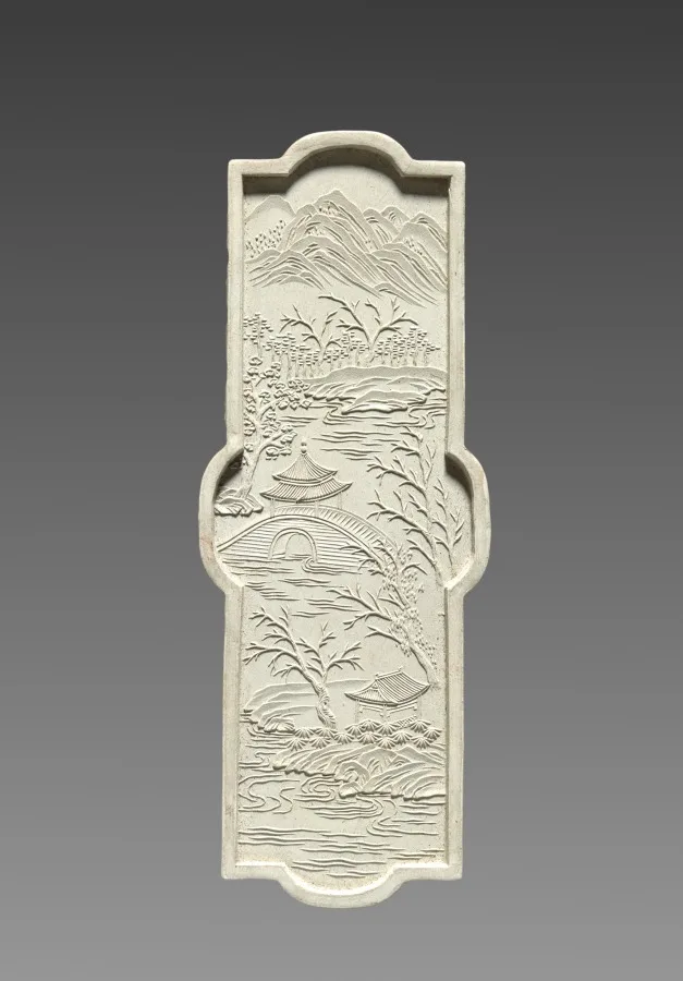 Ink Stick from an Imperially Commissioned Set of Ink Stick with Images and Poems of Famous West Lake Sites — تصویر رکورد موزهٔ هنر کلیولند (دسترسی آزاد)