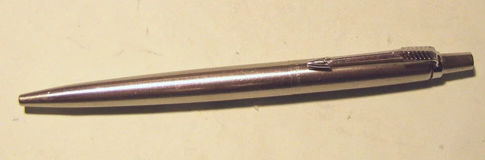 پارکر جاتر (Parker Jotter) — تصویر ویکیانبار