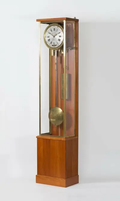 Standuhr, Louis-Charles Gallonde, Paris, um 1750 — تصویر رکورد یوروپیانا