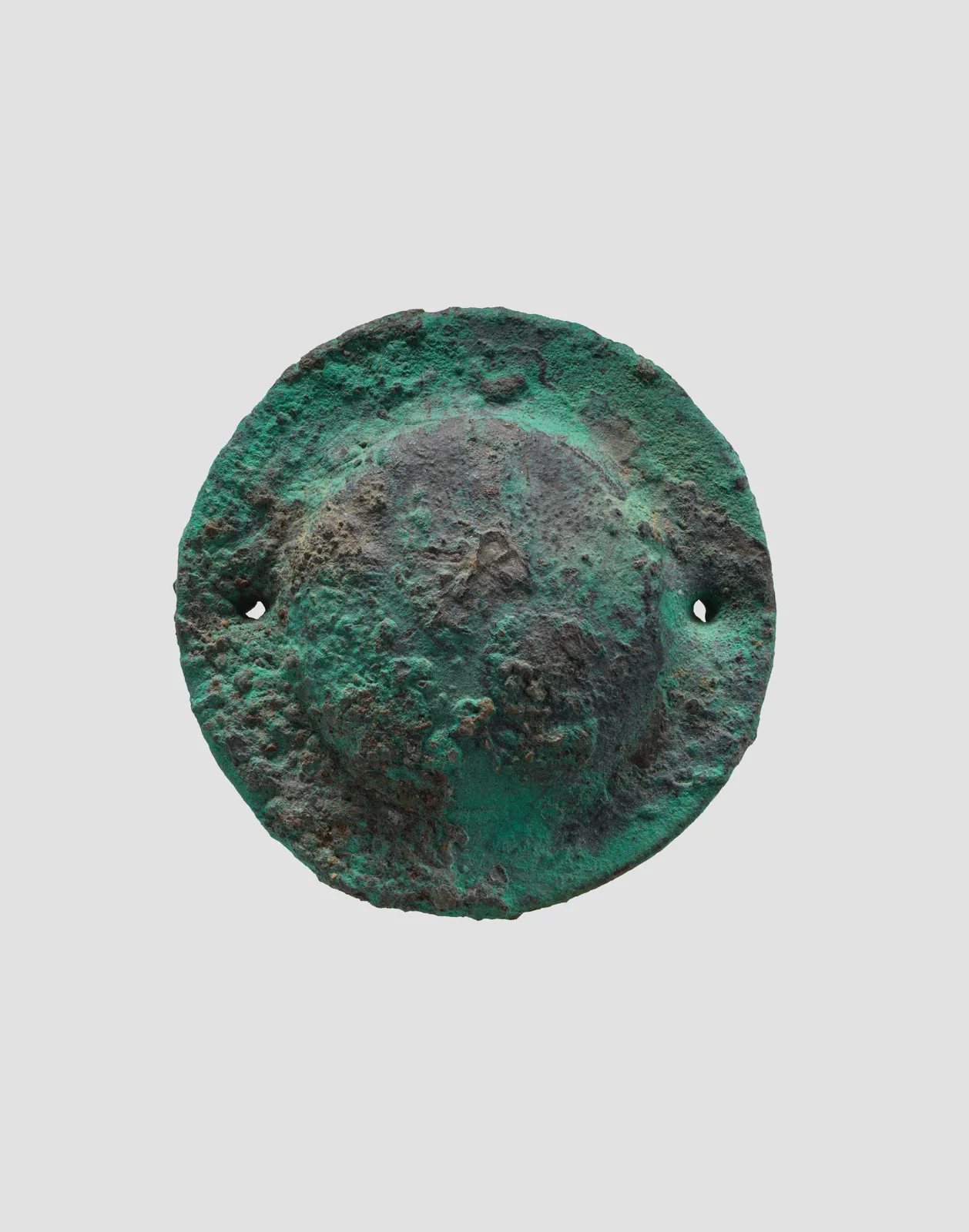 Umbo or stud — تصویر رکورد موزهٔ متروپولیتن (دسترسی آزاد)