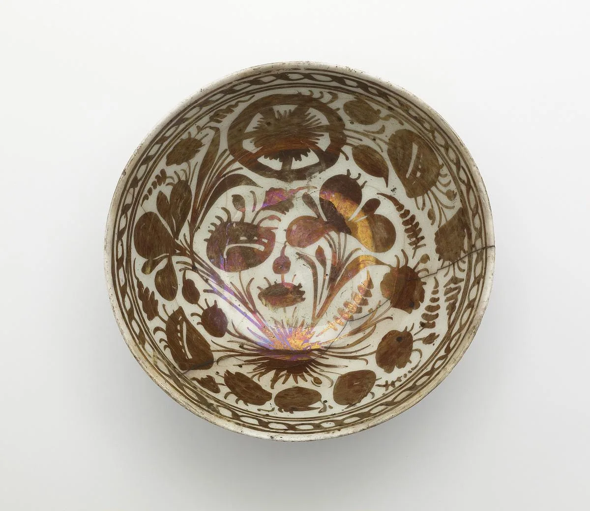 Bowl — تصویر رکورد موزهٔ ملی هنر آسیایی اسمیتسونیان (دسترسی آزاد)