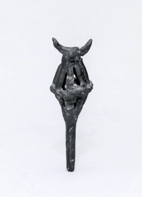 Openwork rattle bell — تصویر رکورد موزهٔ متروپولیتن (دسترسی آزاد)