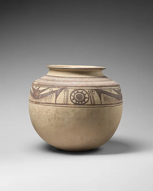 Jar with a frieze of stylized animals — تصویر رکورد موزهٔ متروپولیتن (دسترسی آزاد)
