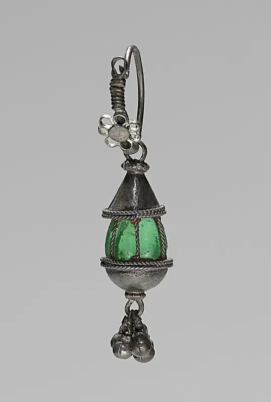 Earring — تصویر رکورد موزهٔ هنر کلیولند (دسترسی آزاد)