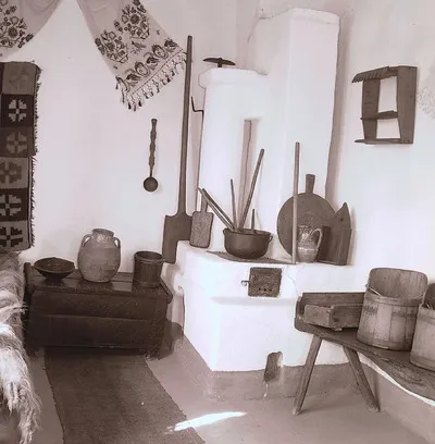 Sequences from the Village Museum, Inside the Small Chiojdu House (1988) — تصویر رکورد یوروپیانا