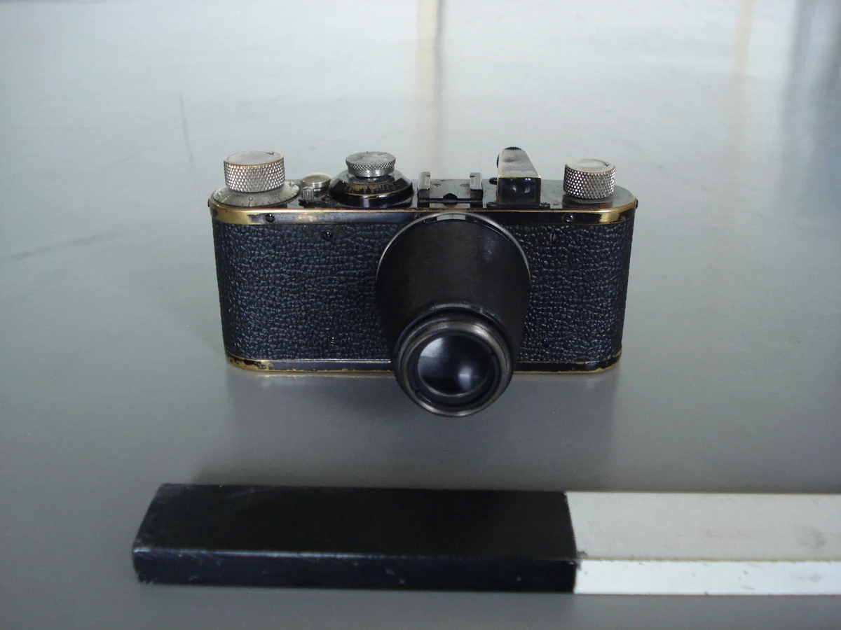 E.LEITZ WETZLAR Microphotography Camera — تصویر رکورد یوروپیانا