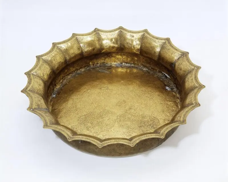 Basin — تصویر رکورد موزهٔ ویکتوریا و آلبرت