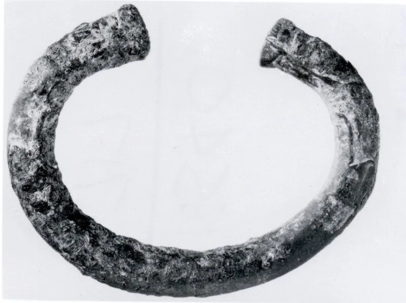 Bracelet — تصویر رکورد موزهٔ متروپولیتن (دسترسی آزاد)