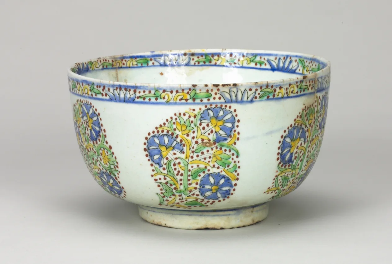 Deep Bowl — تصویر رکورد موزهٔ هنر کلیولند (دسترسی آزاد)