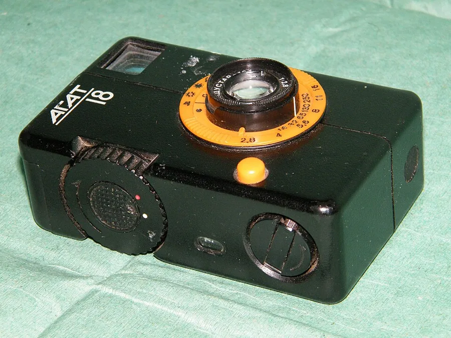 Agat 18 camera — تصویر رکورد ویکیداده