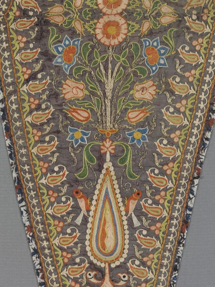 نمای تکمیلی همان اثر — شمارهٔ اموال 199-1906