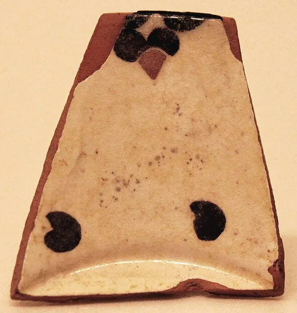 Ceramic Fragment — تصویر رکورد موزهٔ متروپولیتن (دسترسی آزاد)